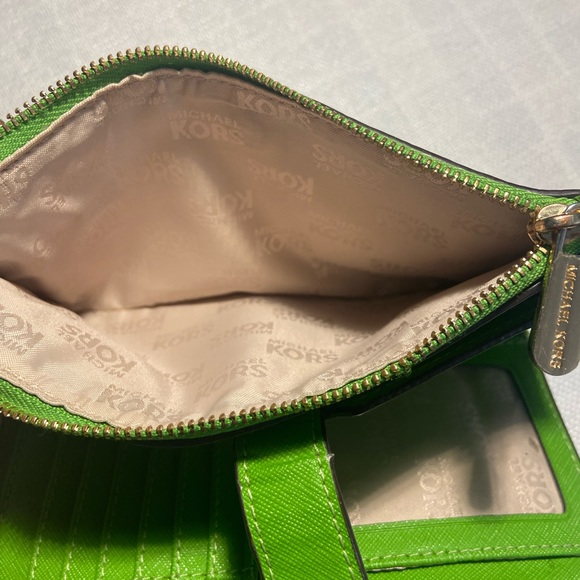 Michael Kors Double Zip Wallet Wristlet Lime Green (Used) - Picture 6 of 9